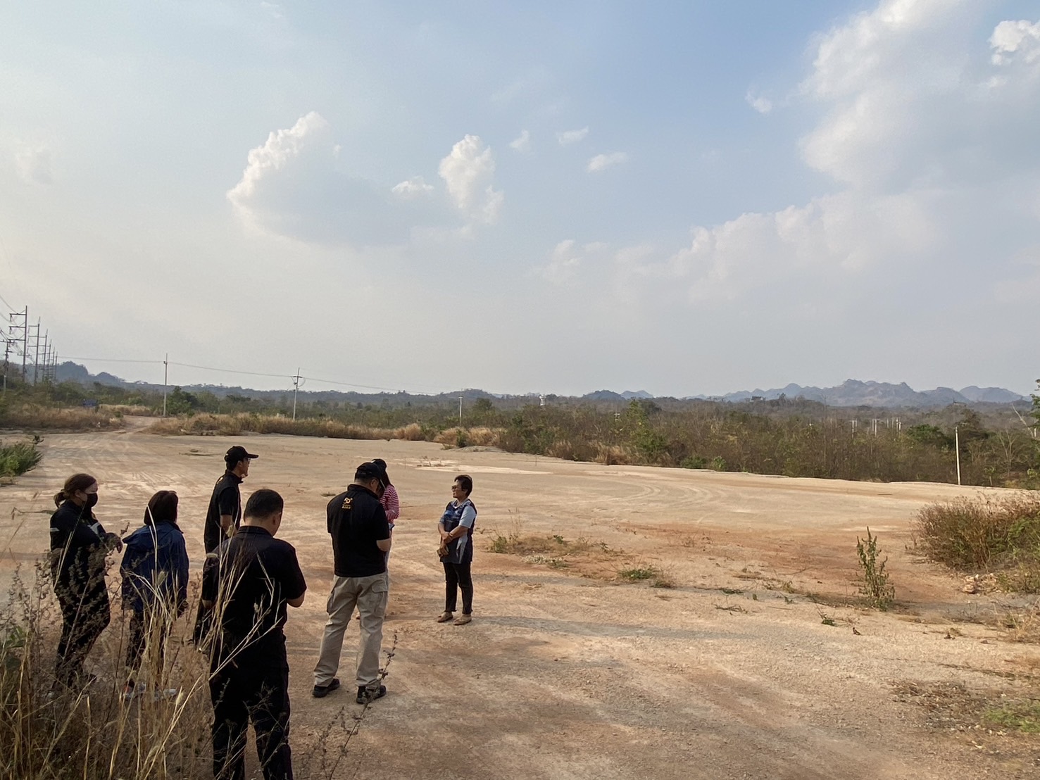 title - หัวหน้าผู้ตรวจราชการ ส.ป.ก. (เขต 3,15 และ 16) ประชุมตรวจติดตามความก้าวหน้าการดำเนินงานตามแผนงานตรวจราชการ ประจําปีงบประมาณ 2569 รอบที่ 1 ณ จังหวัดกาญจนบุรี